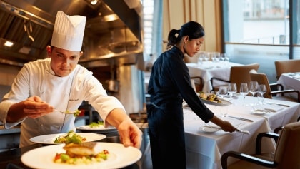 2 Soles
              
            
          
        

          
          La diversidad que enamora
          Nuevos restaurantes 2 Soles Guia Repsol 2025