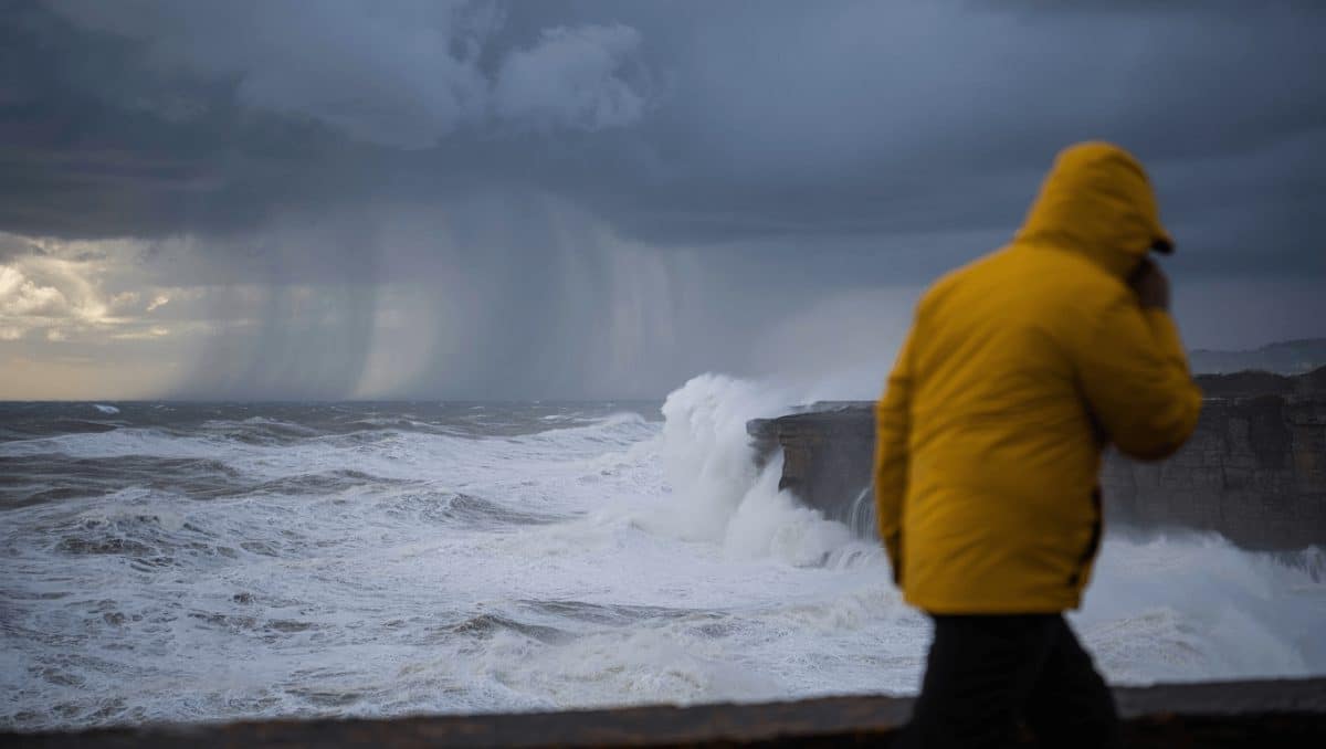 El tiempo hoy 25 de marzo en España activa avisos por lluvias y viento
