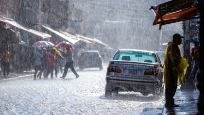 La AEMET confirma el tiempo del puente de mayo: alerta por lluvias en la mitad de España