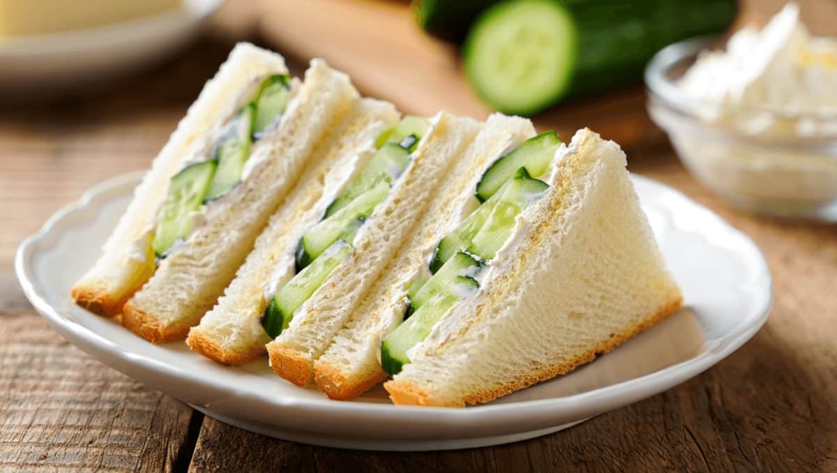Sándwich de pepino: receta del clásico (y facilísimo) tentempié británico