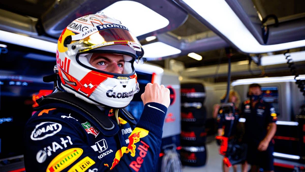 Helmut Marko expone su visión sobre el futuro de Verstappen