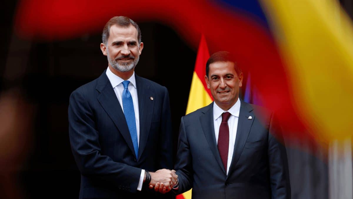 Felipe VI y De la Espriella escenifican la relación de "fraternidad" de España y Colombia