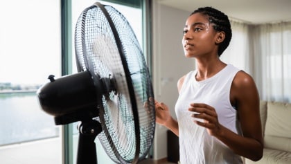 La ciencia explica por qué los ventiladores no enfrían, pero hay una forma para que sí ayuden contra el calor