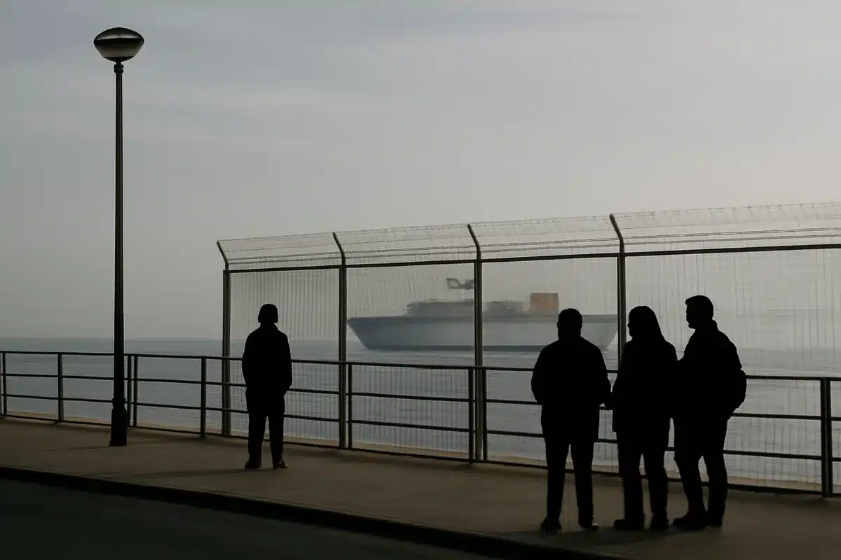 Ceuta centra la solidaridad en la visita de Macron a España: Tratado de Amistad aún pendiente